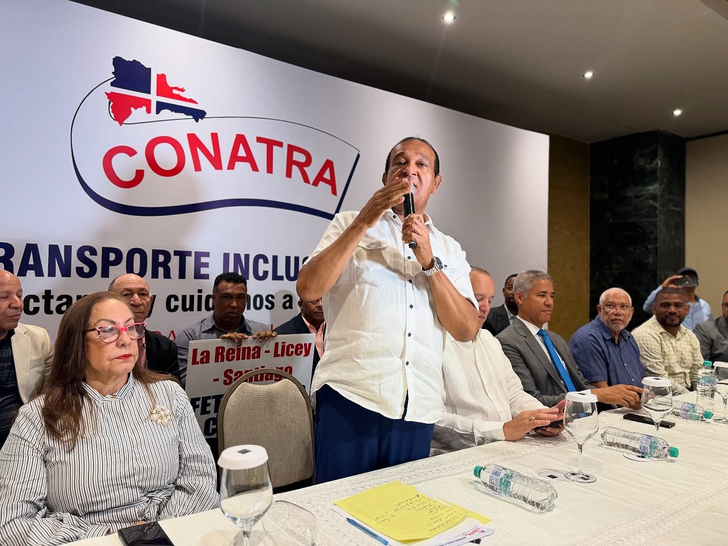 CONATRA advierte al Gobierno sobre inclusión vivo de operadores en transporte de Santiago