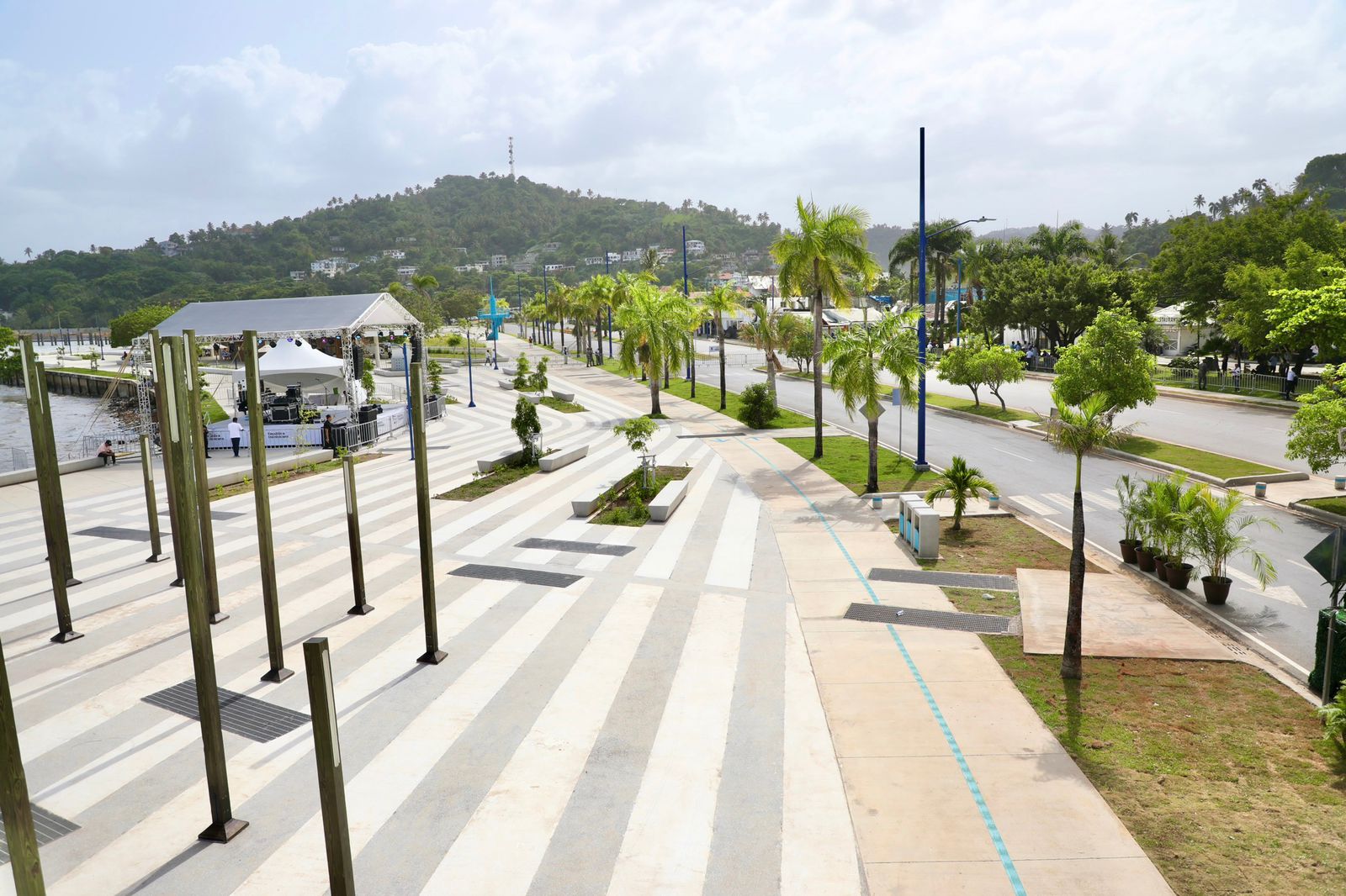 Abinader flama residentes de Samaná al gobierno por el crecimiento y progreso de la provincia