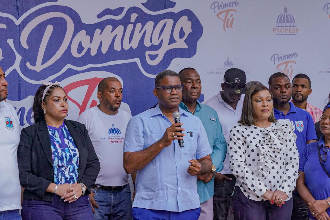 Propeep desarrolla caminata “Primero Tú” en Robusto, La Caleta en medio de lluvias