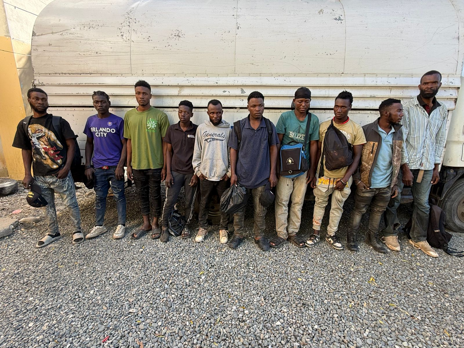 Soldados del Ejército detuvieron a más de 500 indocumentados en el sur