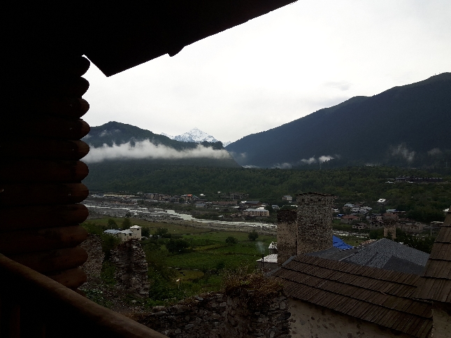 Этот отчёт посвящён путешествию на автомобиле из геби (рача) в местию (сванетия), с ночёвкой в кутаиси, и посещением по дороге двух уникальных достопримечательностей. Svanetia Mestia Ushguli Meri Iskakova