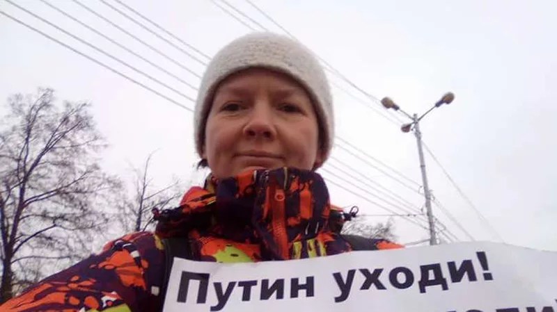 Из риелторов — в политзаключенные. За что силовики преследуют журналистку из Уфы Ольгу Комлеву