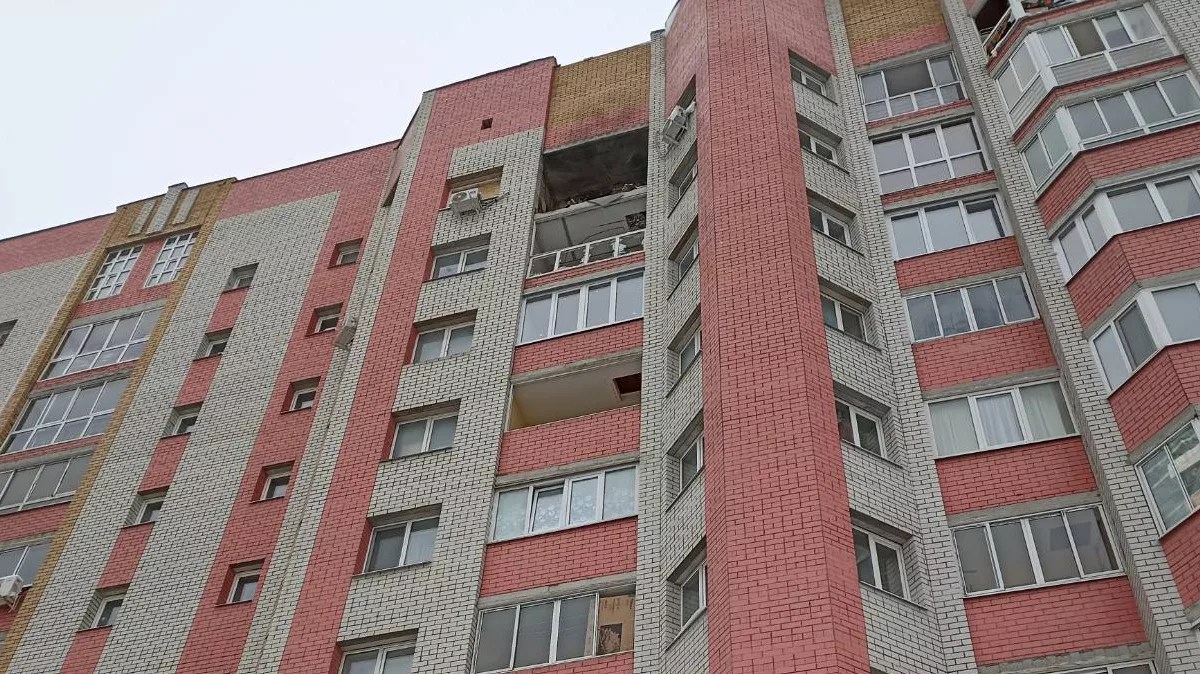 Уезжать нам всё равно некуда…
