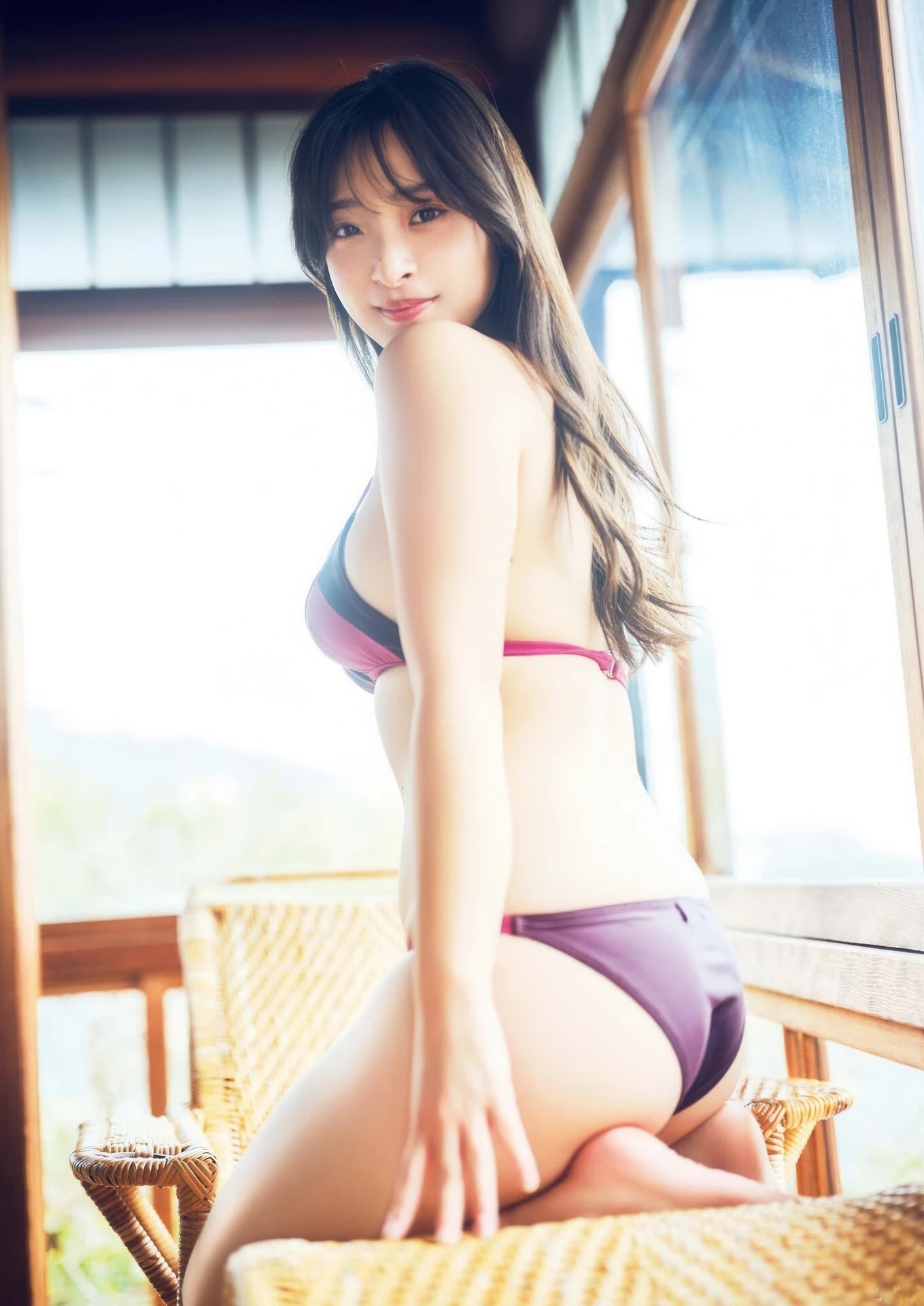 沢美沙樹 Misaki Sawa 登上 Big Comic Spirits 2026年6号