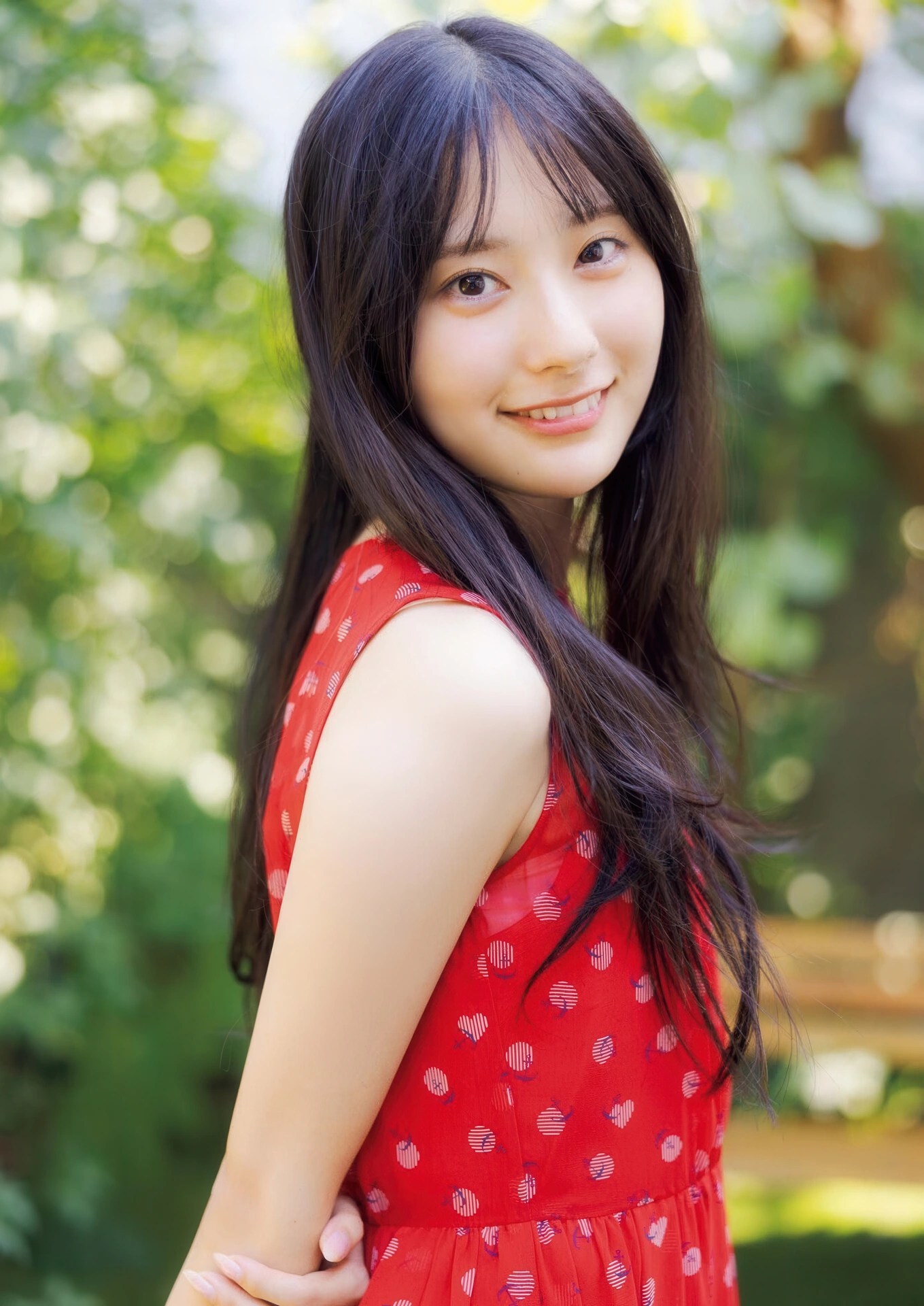 Ayase Kotori 綾瀬ことり 亮相 Big Comic Spirits 2026年7号