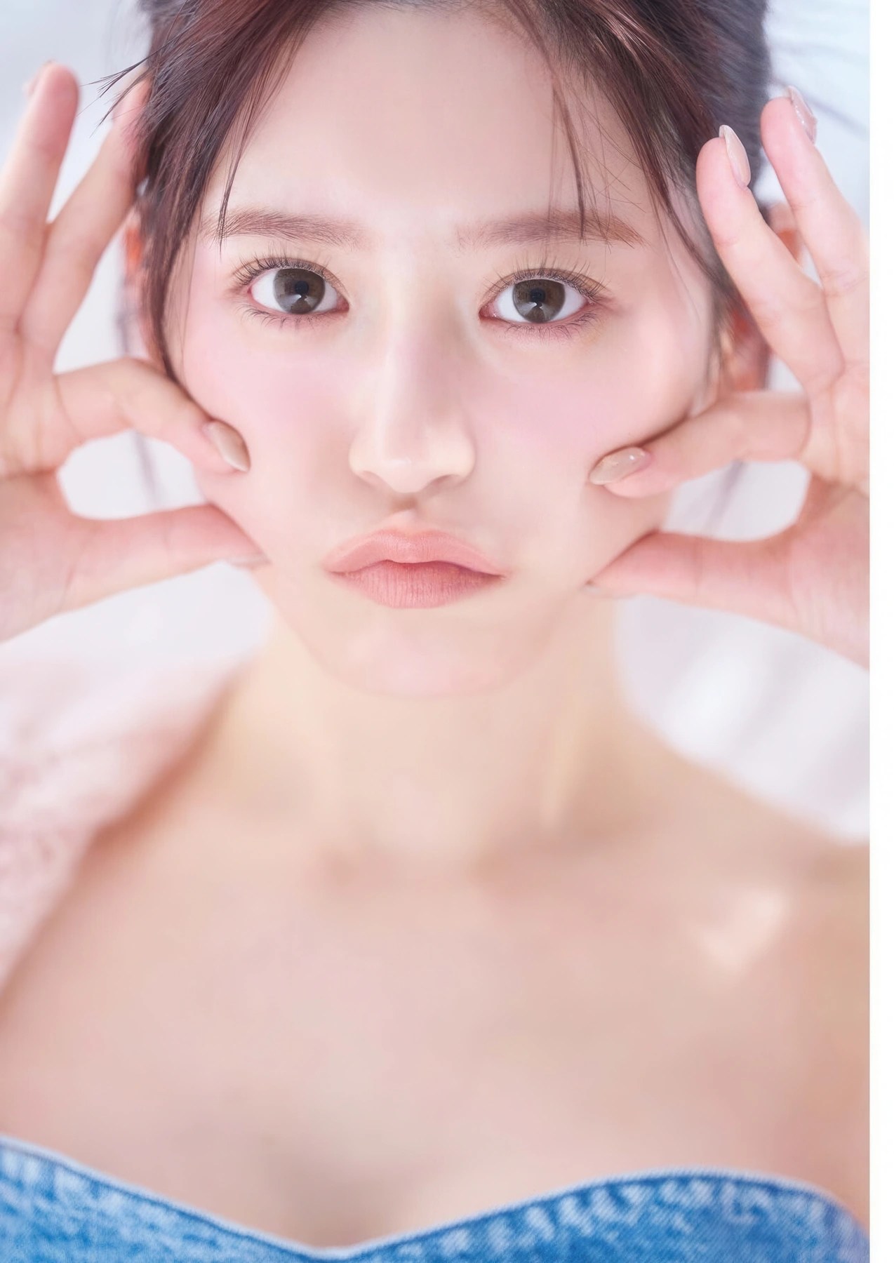 月足天音 Amane Tsukiashi 登上 Big Comic Spirits 2026年9号