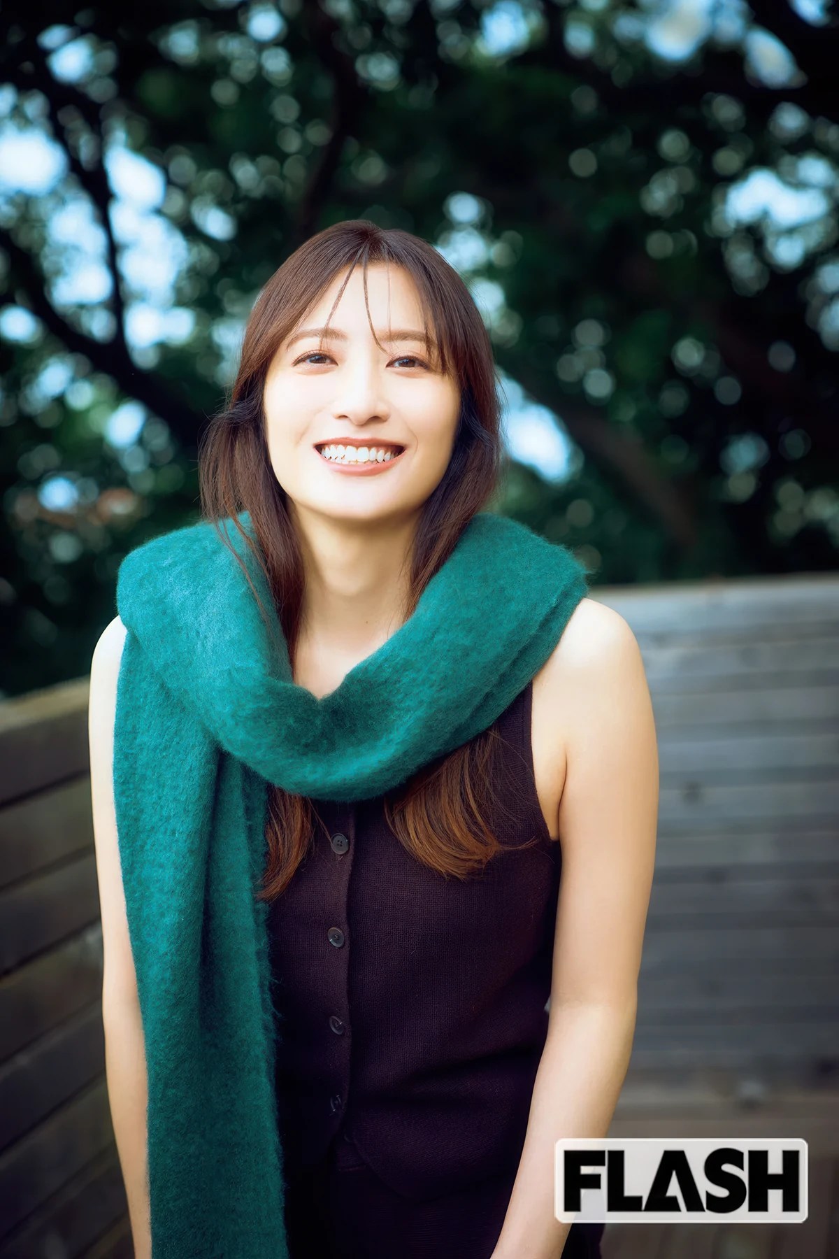 笹崎里菜 Rina Sasazaki 亮相 FLASH 2025年12月30日号