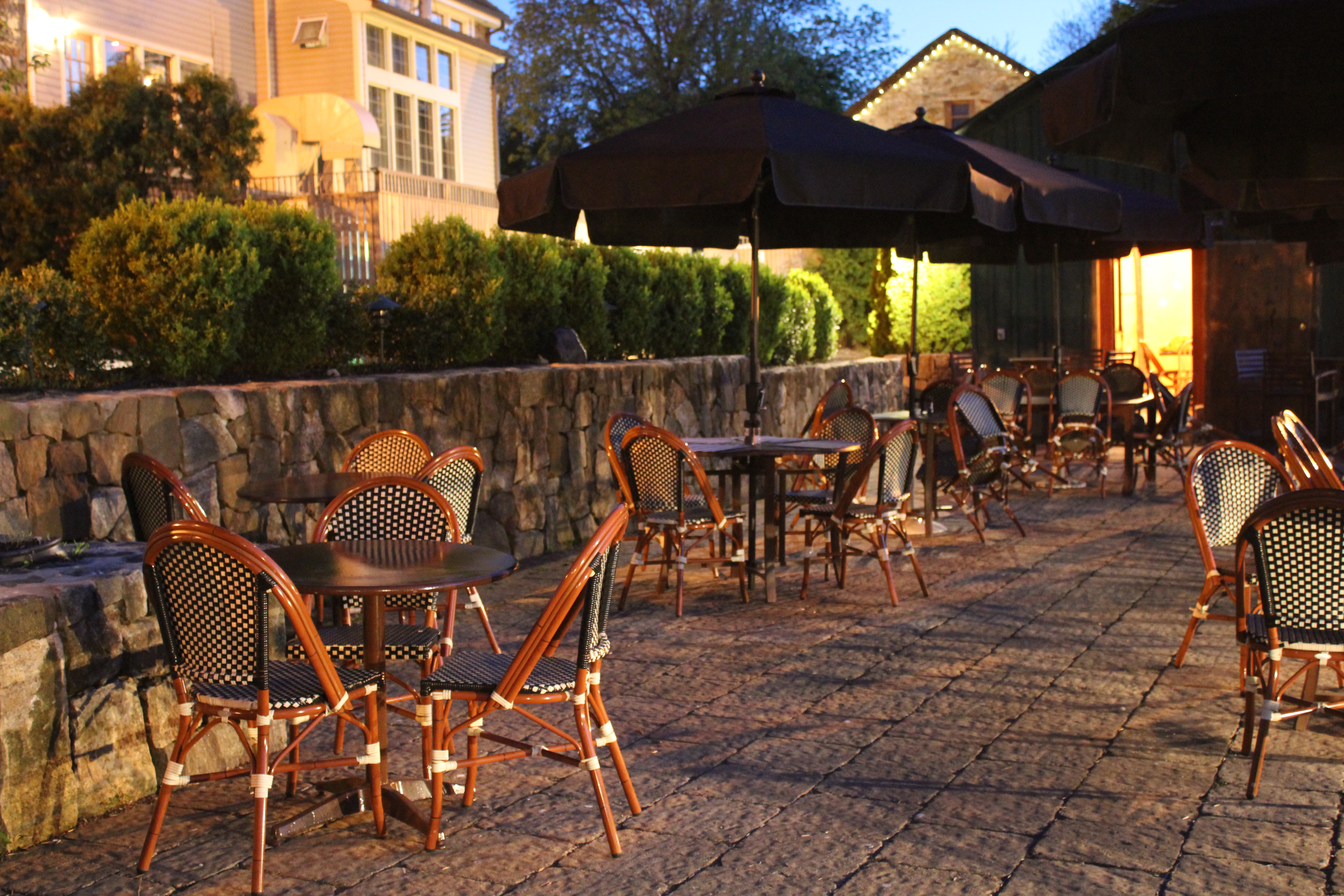 Eat Here Restaurant Village at Long Valley