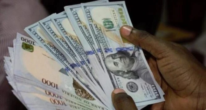People may line up differently. Emerging Facts On Dollar To Naira Exchange Rate Two Weeks After Cbn Banned Abokifx