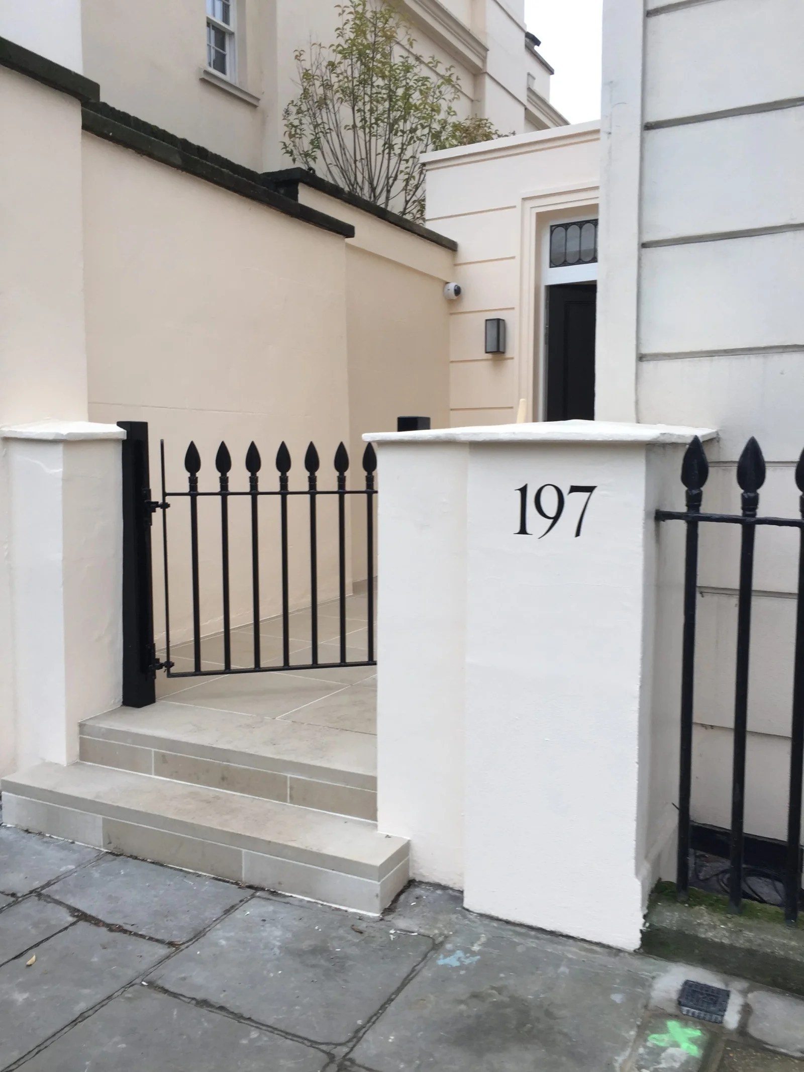 NGS Painted House numbers names Traditional sign writers of London NGS Dulwich Margate Chelsea signwriters