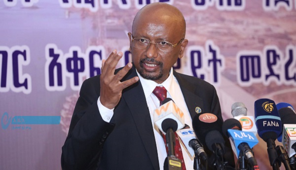 سيلاشي بيقلا، وزير المياه والري والطاقة