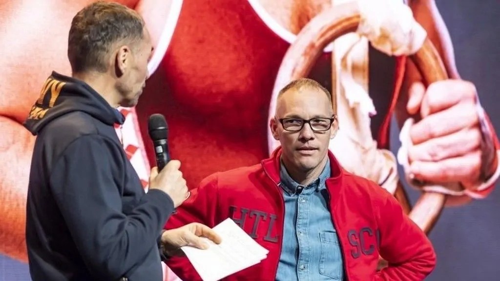 29+ Best Csollány Szilveszter / Hetek - VI. Ã©vfolyam, 48. szÃ¡m, 2002. november 29 - EPA / Már egy hónapja kórházban kezelik, és lélegeztetőgépen harcol életéért a magyar olimpiai bajnok csollány szilveszter, aki még november .