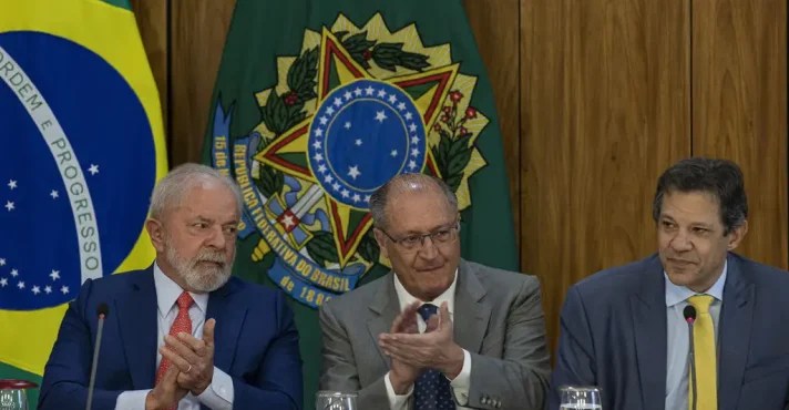 Governo Lula totaliza mais de 50 mil cargos comissionados em 2025