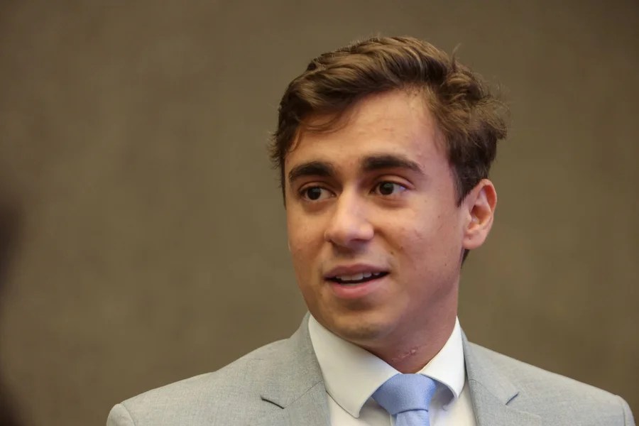 Nikolas Ferreira é homenageado pelo Tribunal de Justiça do Distrito Federal