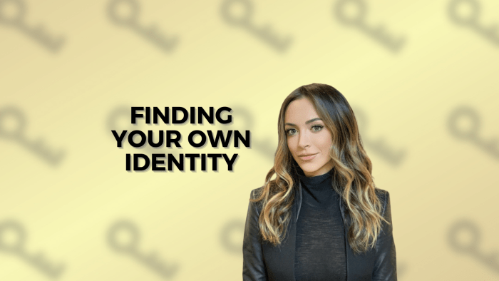 Farrah Brittany at The Fleur Room in West Hollywood 04/18/2023 • CelebMafia