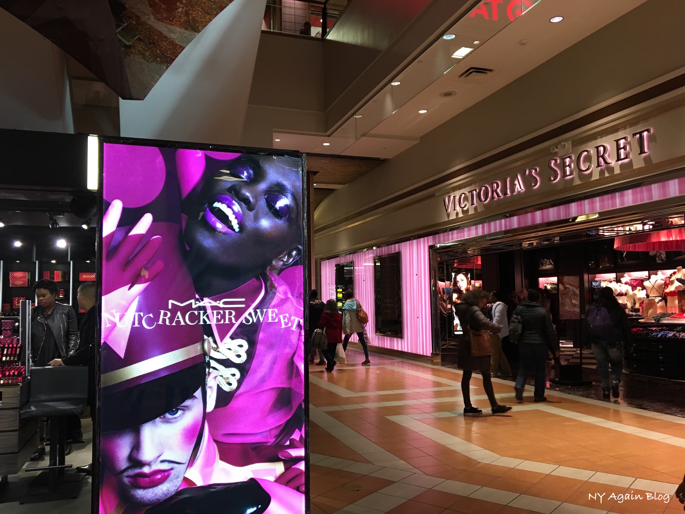 Atlantic Terminal Un mall en Brooklyn NY Again