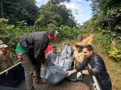 ANCIÃO SERINGAL FILIPINAS_013_@oaltoacre.com ANCIÃO SERINGAL FILIPINAS_013_@oaltoacre.com