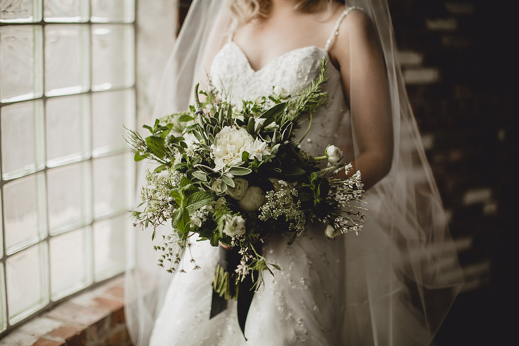 winter solstice wedding dresses