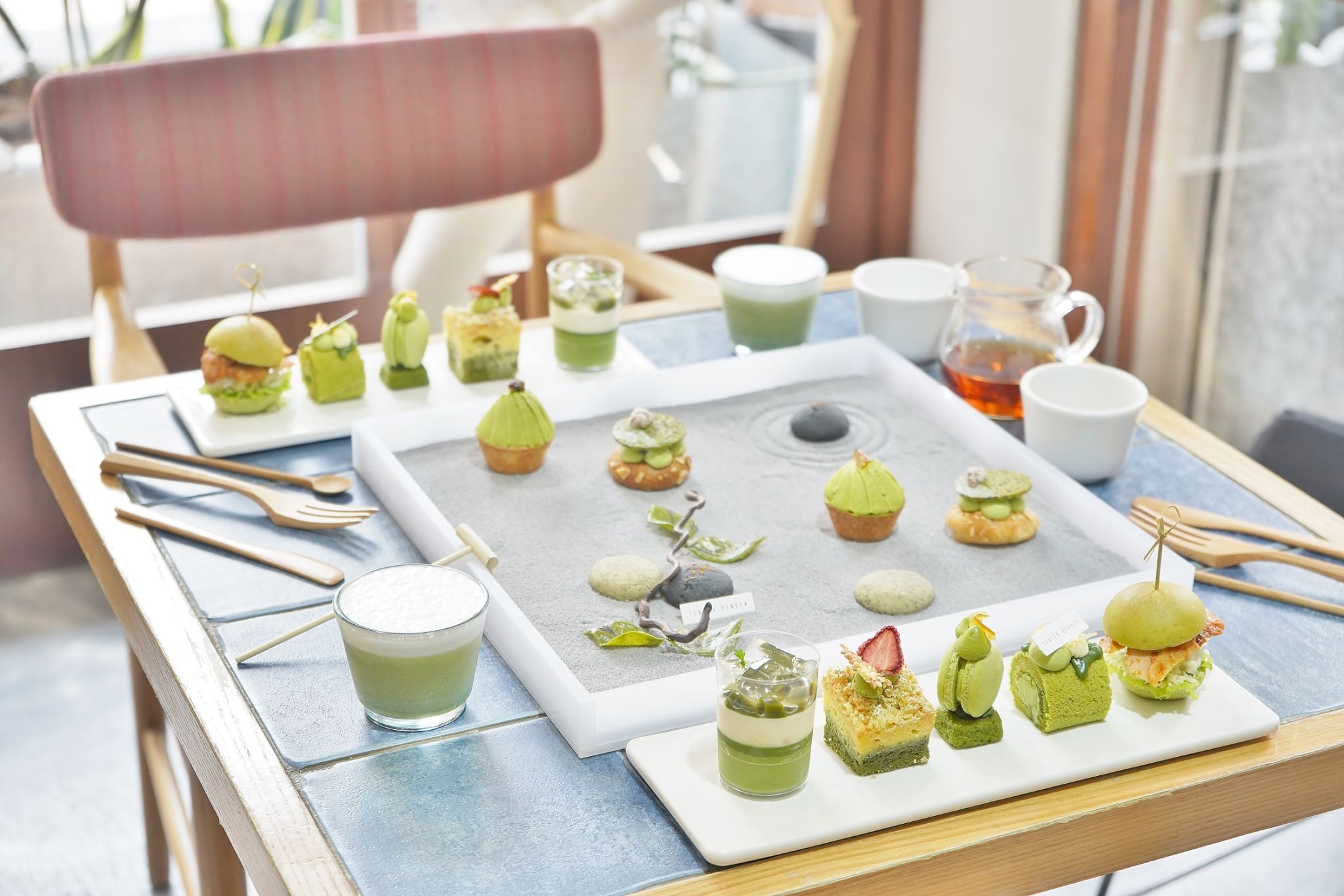 【新北板橋美食】Ten Ten Den Den 點點甜甜 || 捷運板橋站＂最強枯山水抹茶饗宴＂抹茶季