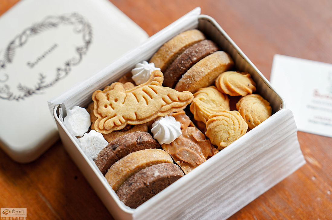 【京都伴手禮】SUGiTORA菓子屋店 || 京都河原町車站＂伴手禮＂手工鐵盒餅乾