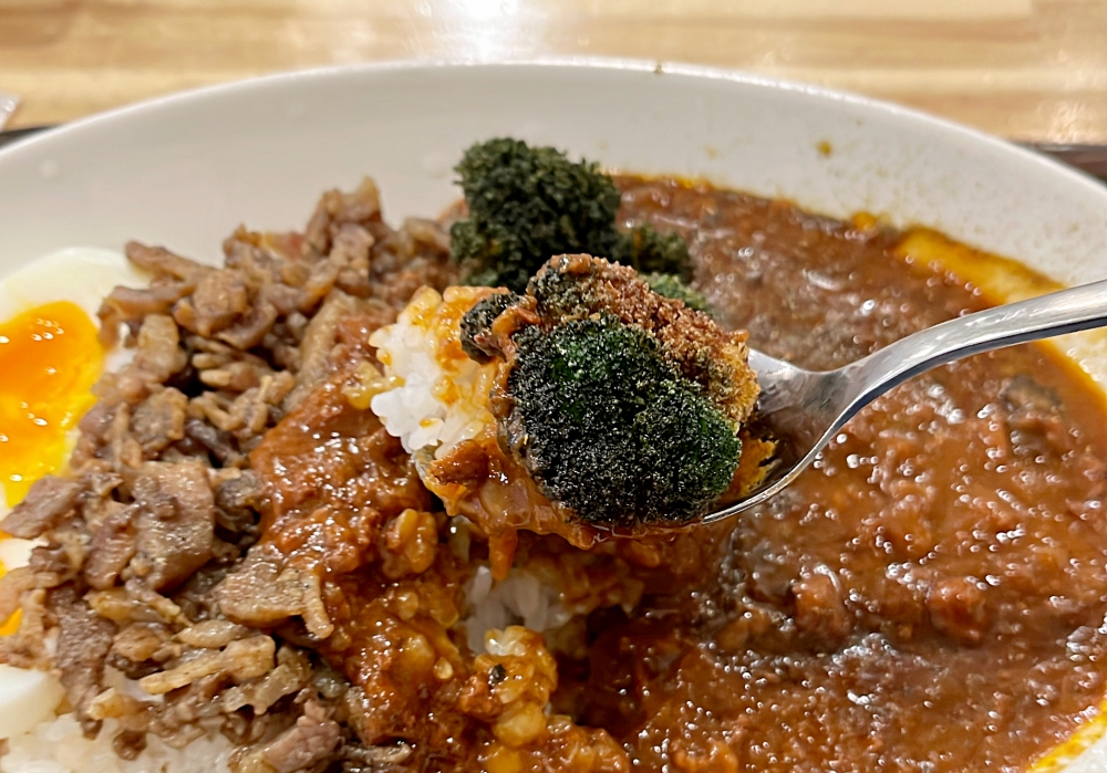 板橋区役所前「お父さんのカレー」フルーティーで濃厚な味わいのキーマ