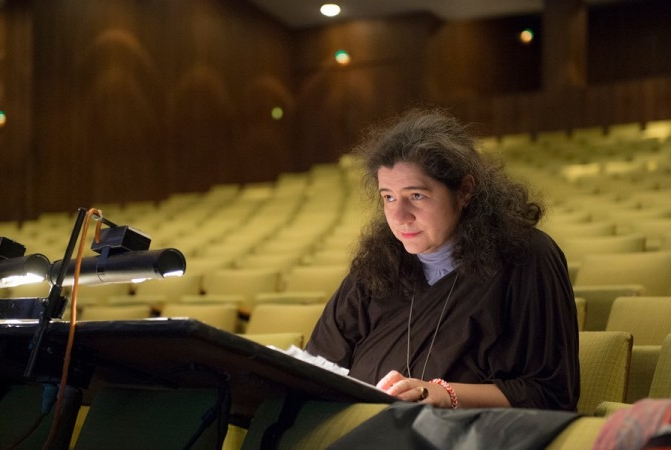 Vera Nemirova © Bettina Stöß