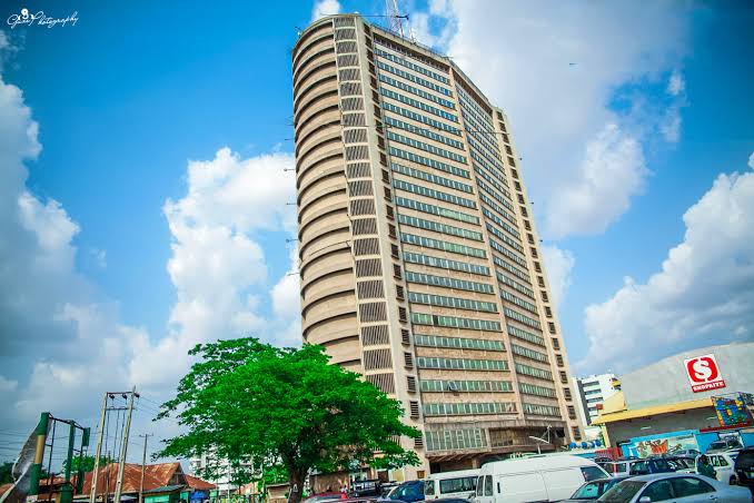 It is unknown what caused the death of the former governor of oyo state since the circumstances of his death remained hazy at the time of reporting this story. 7 Historically Notable Places in the City of Ibadan
