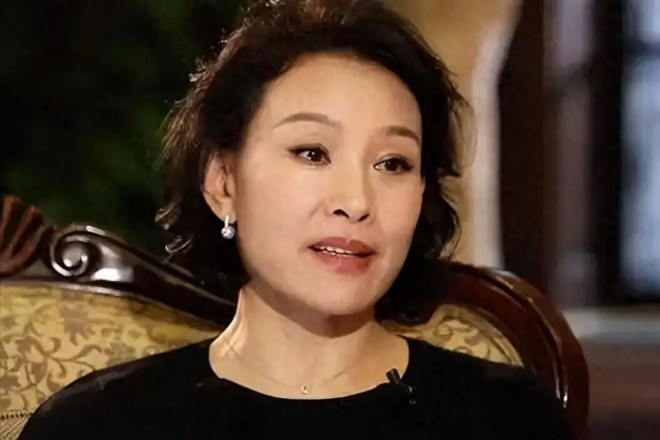 陳沖一句話惹眾怒！加入美國國籍 在美國定居的她…