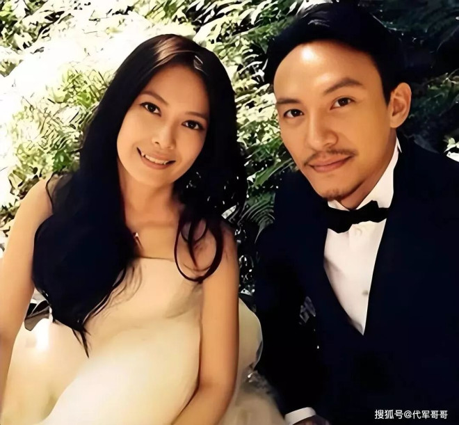 50岁张震近况曝光！迎娶贴身助理 诞下两女