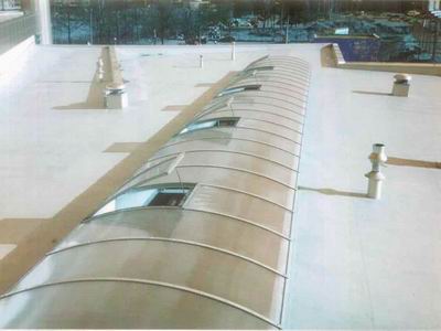 Монтировать арочный фонарь несложно, так как удается избежать коньковый узел, применяемый в скатной схеме, и уменьшить количество металлоконструкций. ÐÐµÐ½Ð¸ÑÐ½ÑÐ¹ ÑÐ¾Ð½Ð°ÑÑ - ÐÐ°ÑÑÐ½ÐµÑ74