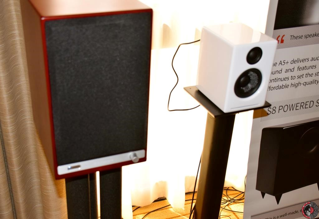 audioengine hd6 walnut