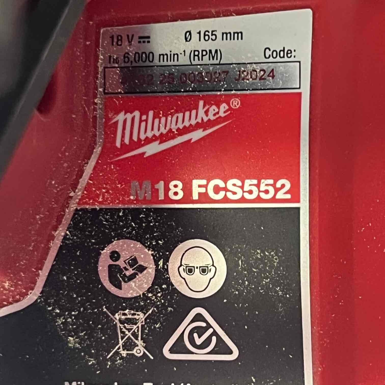 Milwaukee M18 FCS552 Cordless Circular Saw