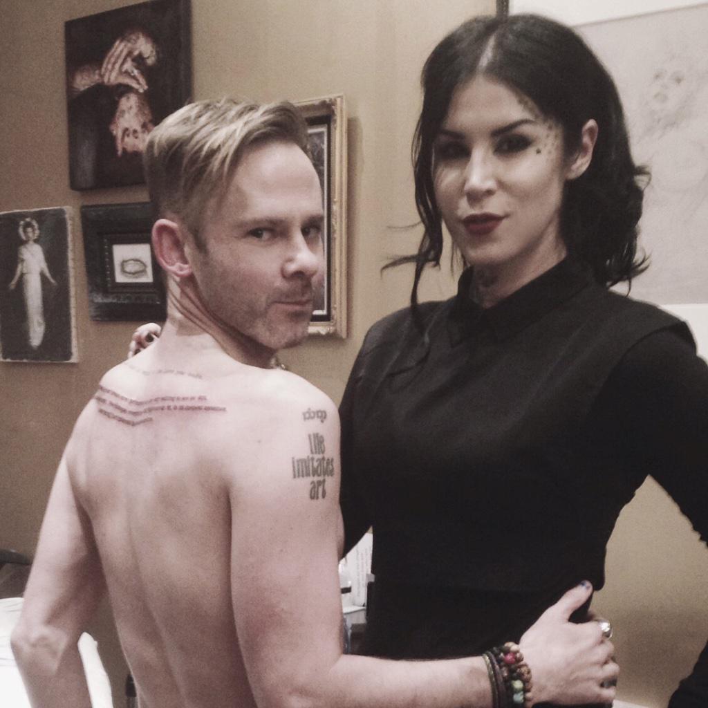 Dominic Monaghan. On Twitter: ".Mt@Thekatvond: Thank You, (@Domswildthings) For Letting Me Tattoo You Tonite! ❤️ Http://T.co/B5Gepbtn6W” The Pleasure Was Mine." / Twitter 1024_x_1024_jpg