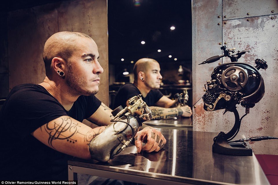Universδl On Twitter: "Tenet Uses It And Customers Are Always Amazed By The Unique Experience. 😍 The Lyon, France Based Tattoo Artist Lost His Arm Below The Elbow Nearly 23 Years Ago