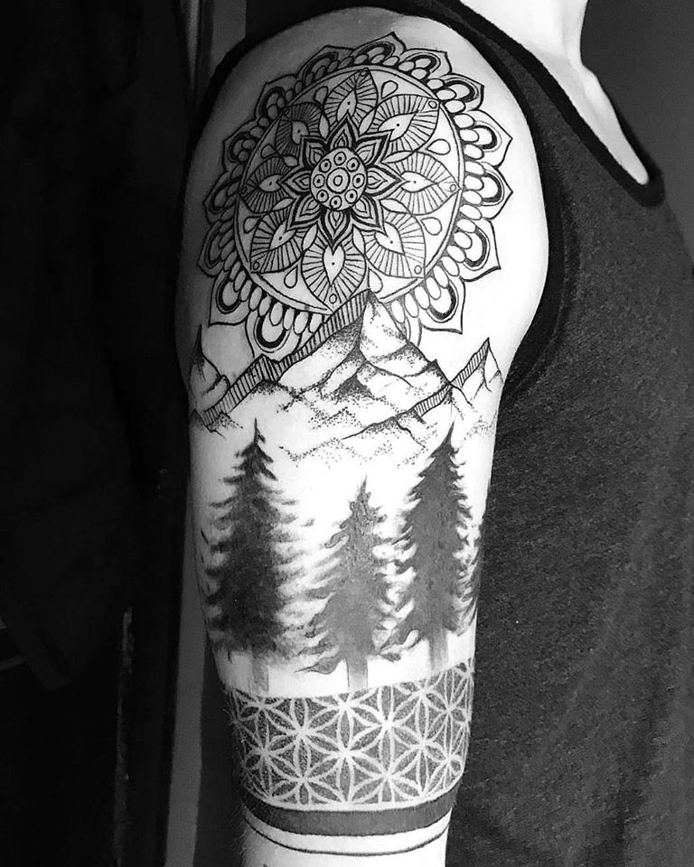 Hyena Tattoos On Twitter: "Sleeve Progression By @Umamitattooer #Blackandgraytattoo #Blackwork #Blackandgray #Halfsleevetattoo #Halfsleeve #Dotworktattoo #Dotwork #Sacredgeometry #Mandalatattoo #Mandala # Foresttattoo #Mountaintattoo #Armbandtattoo ... 960_x_768_jpg