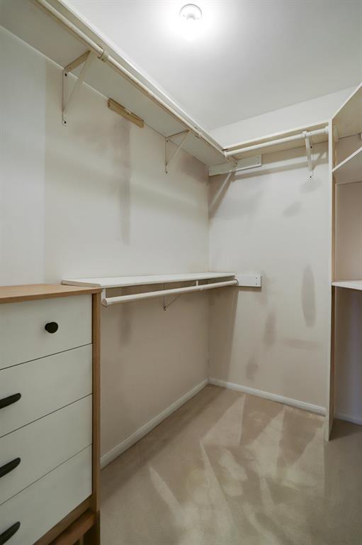 The style of your home or business with custom mirrors, showers or glasswork? For Sale 3118 Audubon Court Sugar Land Tx 77478 4 Beds 2 Full Baths 1 Half Bath 389 000