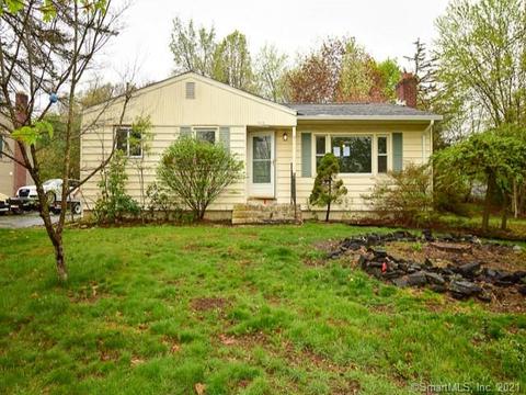 252 Lewis Rd New Britain Ct 06052 23 Photos Mls 170401541 Movoto