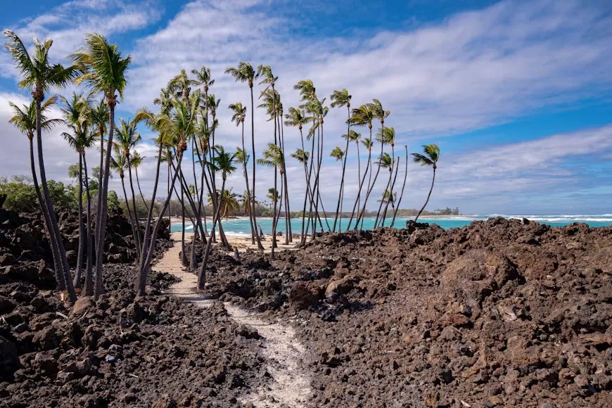 what island is kona in hawaii