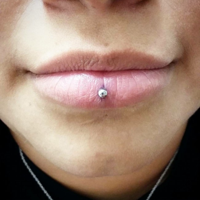 The healing period of a vertical lip piercing is about 6 to 8 weeks. Ashley Piercing 50 Ideas Pain Level Healing Time Cost Experience Piercee