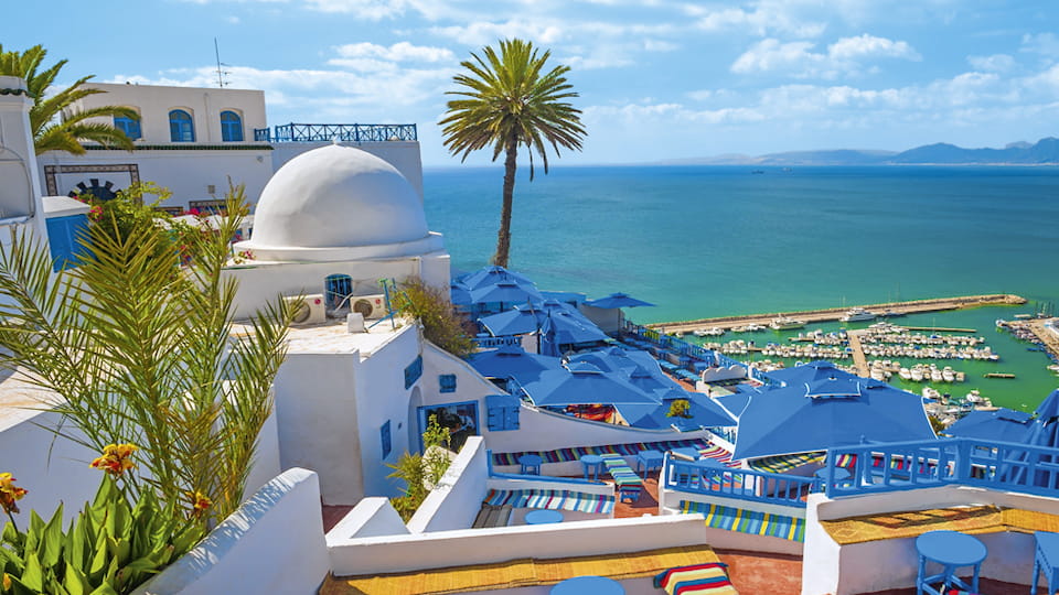 По направлениям, где в разгаре высокий сезон, поиск горящего тура на декабрь — нелегкая задача. Kuda Poehat V Dekabre 2021 Tury Na More V Gory V Evropu