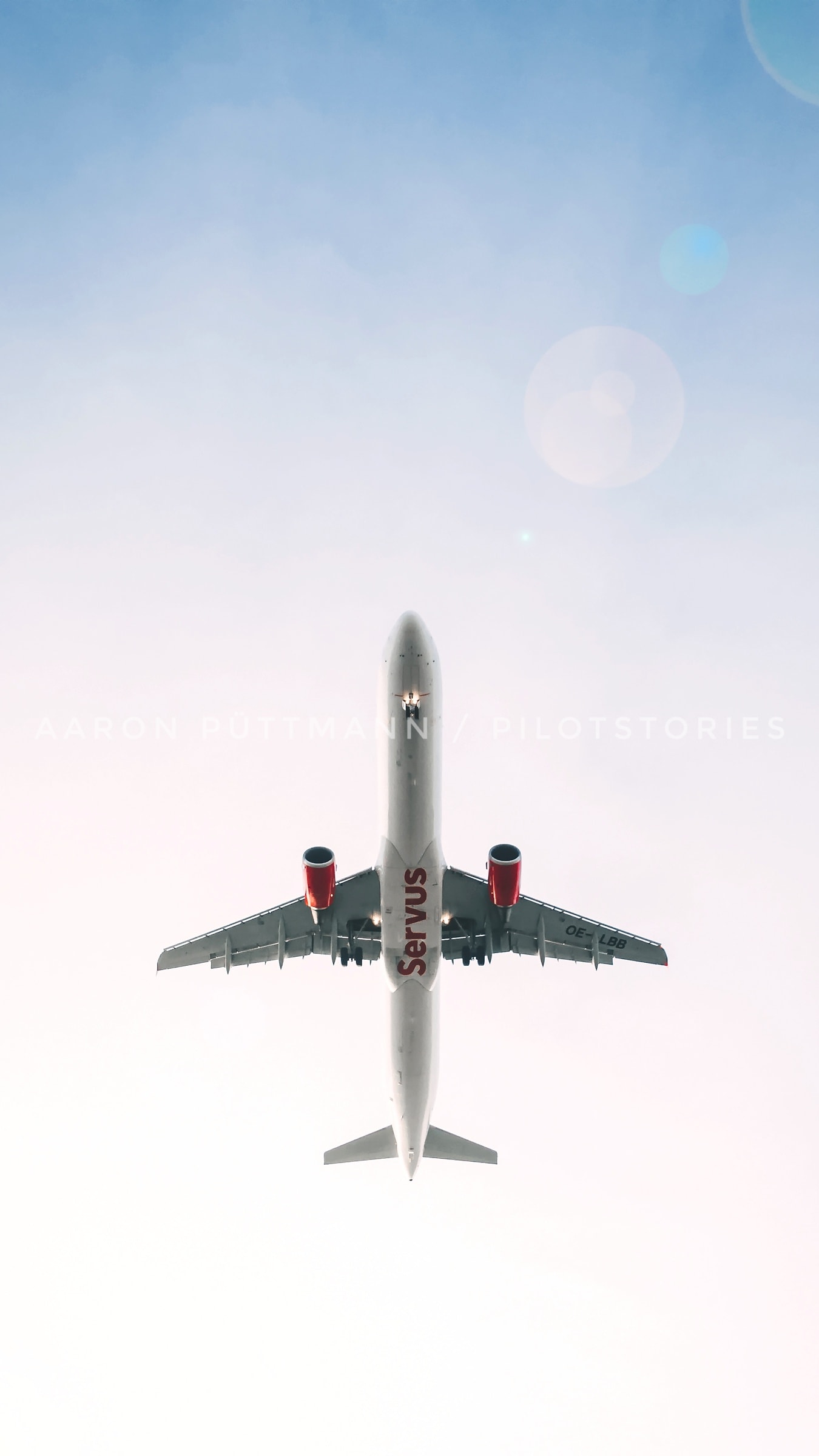 Austrian Airlines E195 wallpaper
