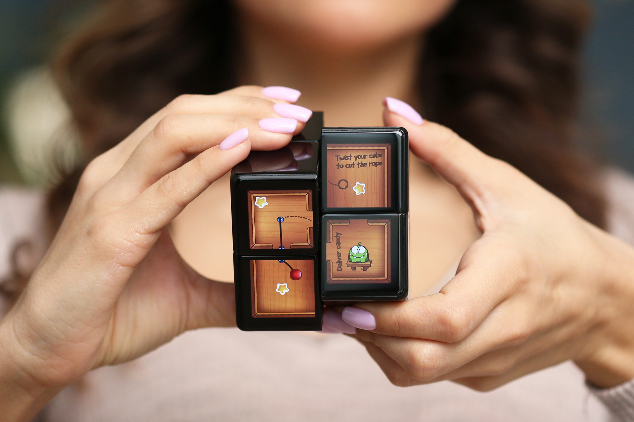 This 9 Rubik’s Cube swaps colored squares for LCD screens