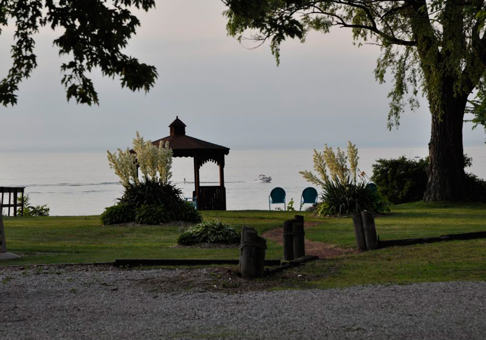 Checking out all the different floor plans and planning design schemes can be a lot of fun, especially if you're moving into your own place for the fi. Home - Plaz Vilka