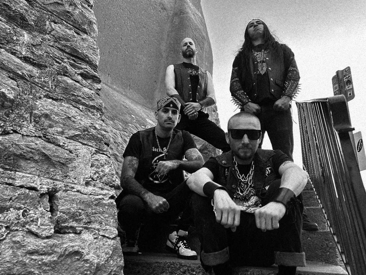 ⚡ Street Tombs: los death metallers de Santa Fe lanzan «Existence Is Corruption» el 21 de agosto por Carbonized Records; nuevo tema en streaming y preventas disponibles. ⚡ Street Tombs: los death metallers de Santa Fe lanzan «Existence Is Corruption» el 21 de agosto por Carbonized Records; nuevo tema en streaming y preventas disponibles.