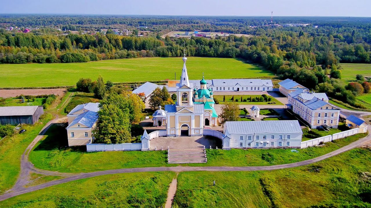 Как я и говорила в кратком анонсе, в тверь мы ездили на ноябрьские выходные. Palomnicheskaya Poezdka V Vvedeno Oyatskij Monastyr Palomnicheskie Poezdki Iz Sankt Peterburga