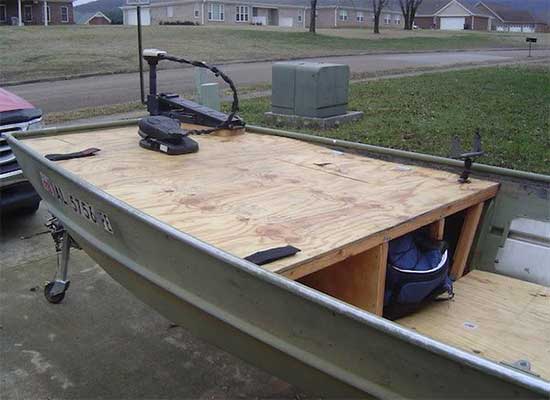 A front casting deck is a fast and easy way to greatly enhance the fishability of jon boats. 37 Best Jon Boat Mods With Ideas For Decking Seats Fishing Hunting