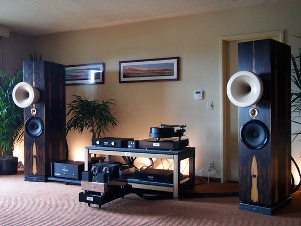 Here many of the higher end speakers actually require stands and the reviews suggest that their performance would be significantly compromised if they were positioned close to/on a wall (or on a bookshelf!). rmaf 2012