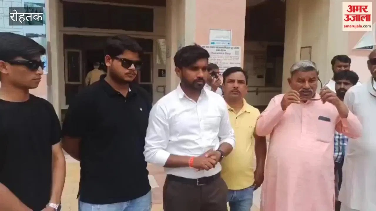 रोहतक में महिला सफाई कर्मचारियों के अंतर्गत मामले में एसपी से मिली महामहापंचायत  Latest Haryana News