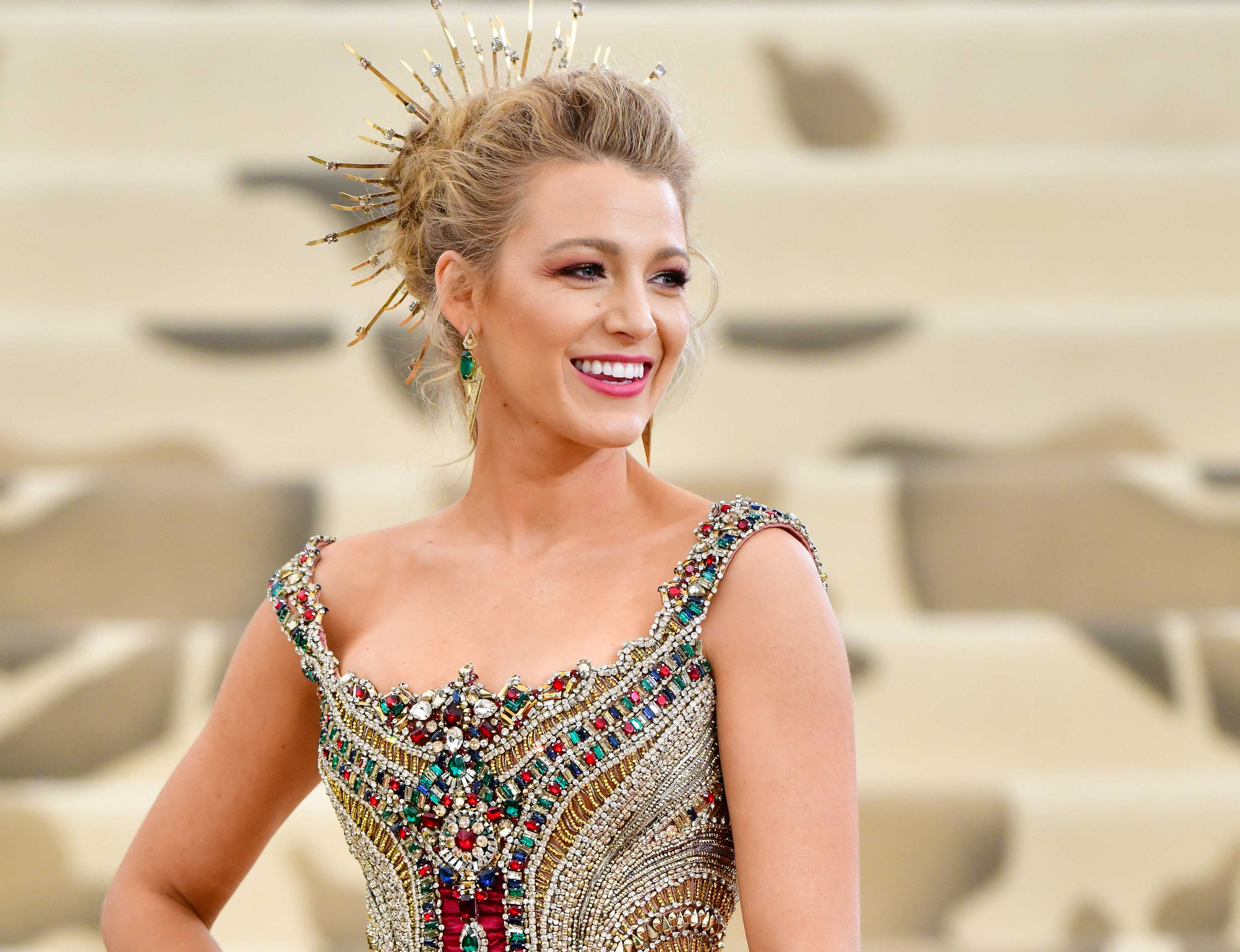 Meghan Markle, Victoria Beckham, Céline Dion&hellip; quels parfums portent ces  stars ? - Femme Actuelle