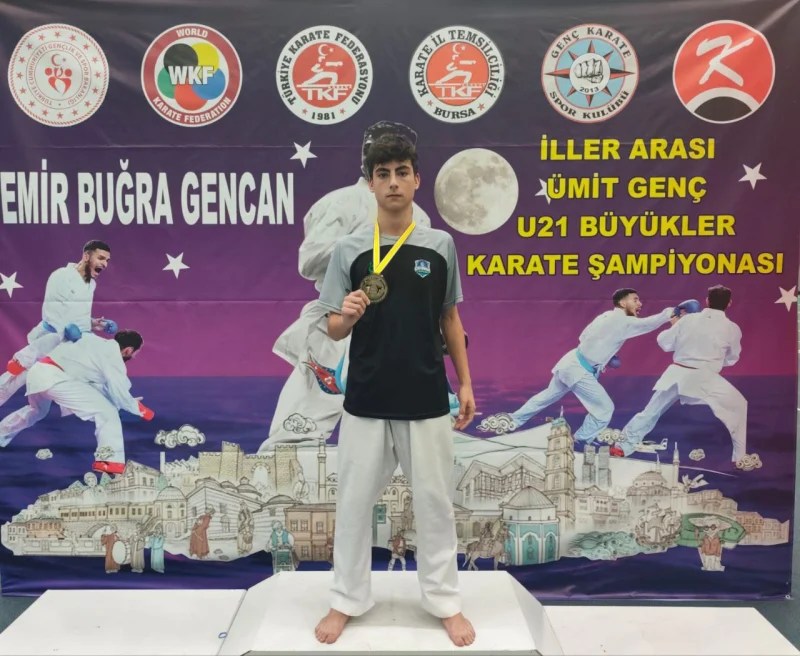 Karate turnuvasında üç madalya sevinci yaşandı